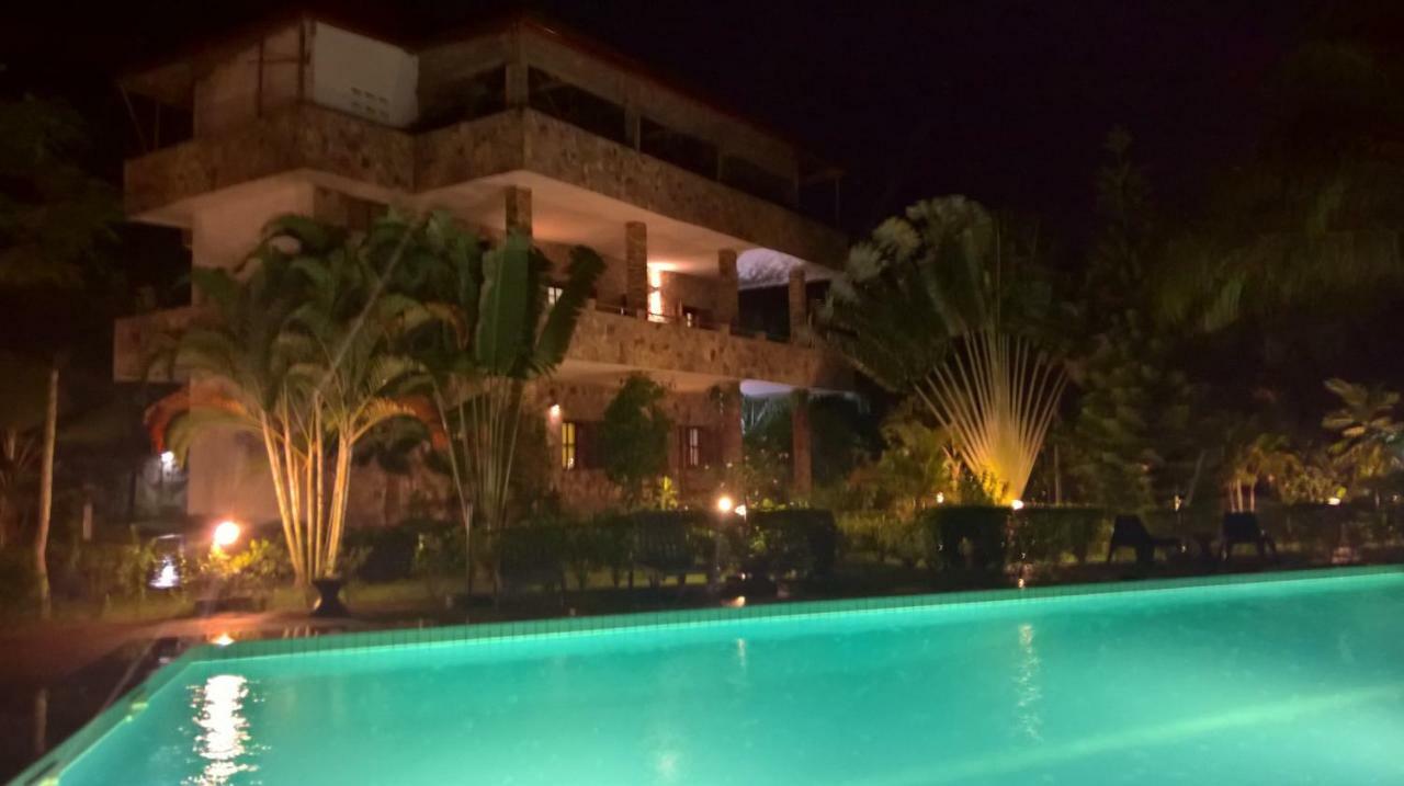 Hotel Parc Residence Missahohé Esterno foto